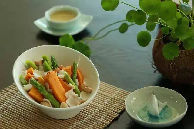 星空官网登录：装修屋子,自己设计效果图,先容几款效果图软件,简朴易学(图1)