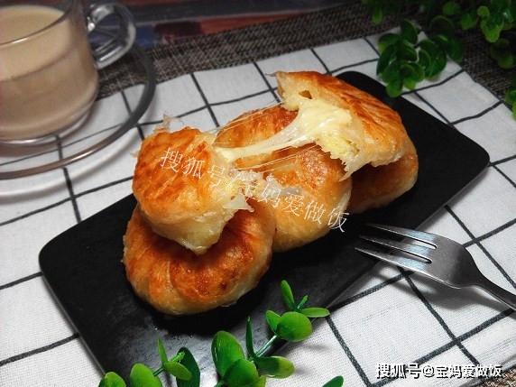 星空官网登录_
哇哦 早餐煎饼还可以这么做 加热过的香蕉真的很好吃！(图2)