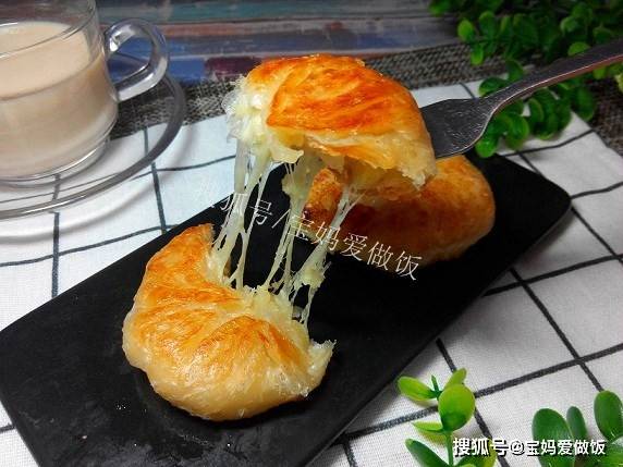 星空官网登录_
哇哦 早餐煎饼还可以这么做 加热过的香蕉真的很好吃！(图10)