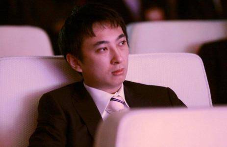 甩了王思聪 跟蔡徐坤恋爱 不分场所撩汉 这个98年小花情商低?【星空官网登录】(图4)
甩了王思聪 跟蔡徐坤恋爱 不分场所撩汉 这个98年小花情商低?【星空官网登录】(图4)