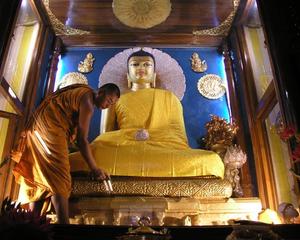 xingkong.com：央视快评：激发市场主体活力 弘扬企业家精神(图2)