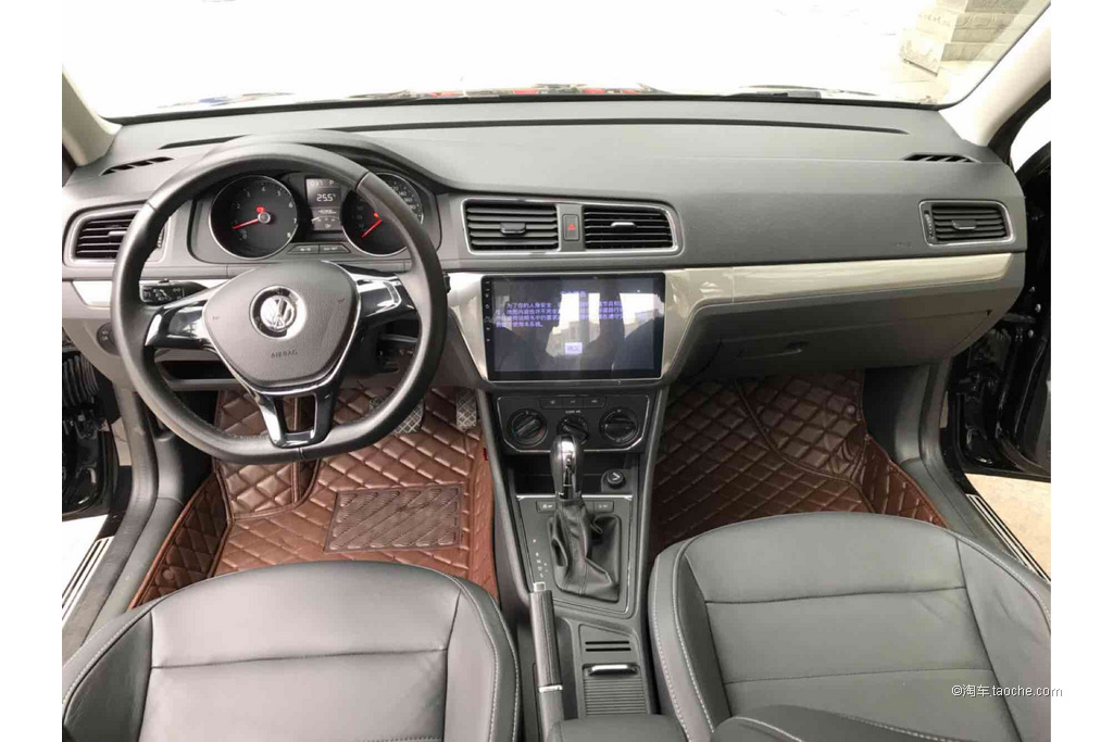 星空体育官网_刑事案件中法院宣判时，其中判处剥夺政治权利是什么意思？(图4)