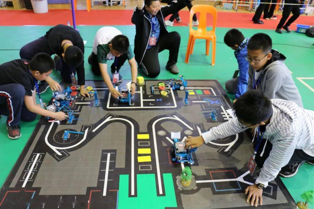 我市获批“国家级信息化教学实验区”:星空体育官网(图4)
我市获批“国家级信息化教学实验区”:星空体育官网(图4)