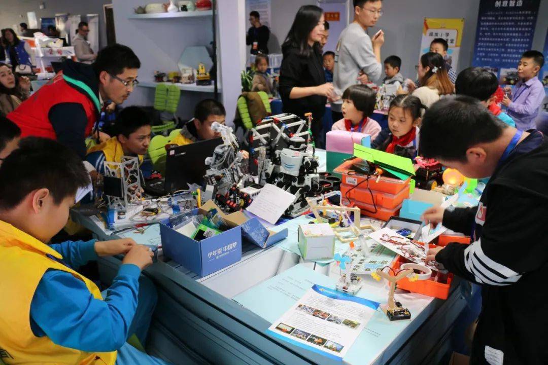 我市获批“国家级信息化教学实验区”:星空体育官网(图5)
我市获批“国家级信息化教学实验区”:星空体育官网(图5)