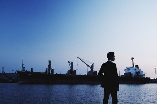 “xingkong体育官网登录”让“红脸出汗”的关爱惠及党内人人_时事政治_中公教育网(图3) 星空体育官网