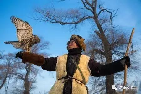 星空官网登录-英属哥伦比亚大学校园公交车站(图2)